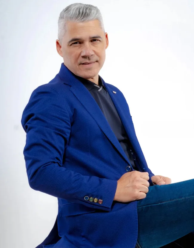 Miles Peña